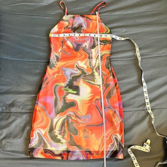 Divided Multicolor Knit Top - Picture 7 of 8